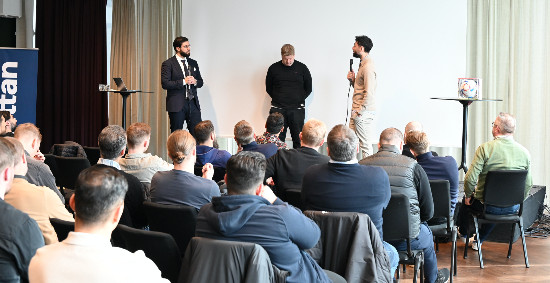 ”Vi får leva med att vi är favoriter”